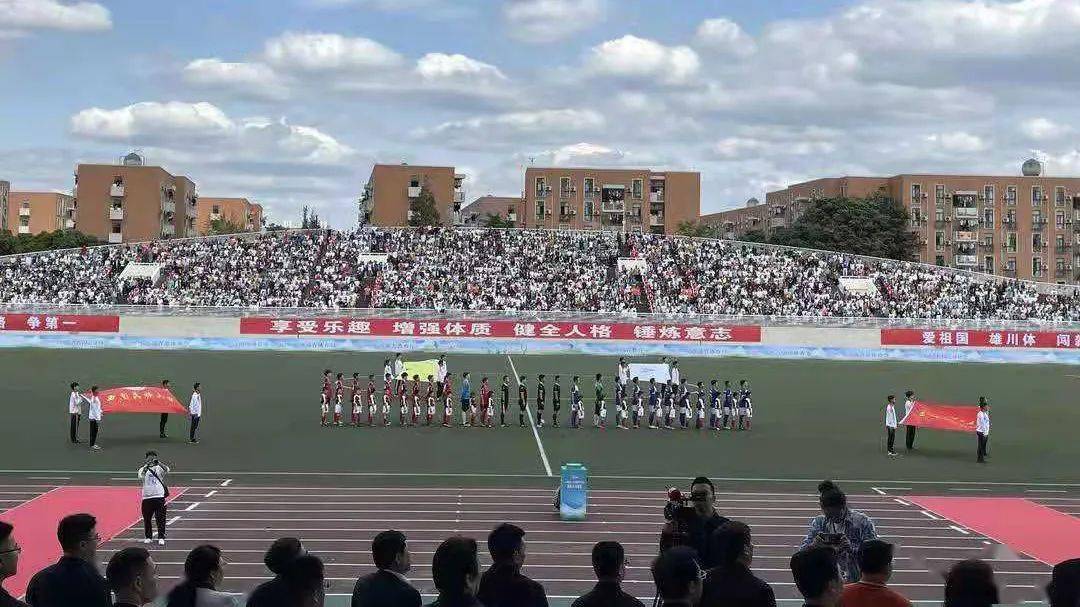 足球全国高校冠军_贡嘎杯足球赛高校组_足球贡嘎杯高校组冠军