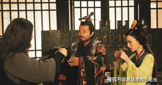 举重冠军力军_非常强壮的举重冠军_举重冠军男